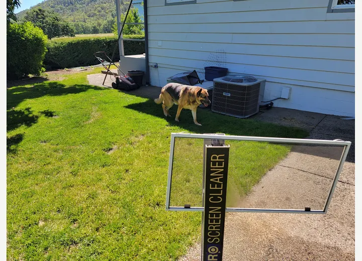 Screen Cleaning & Repair in the Rogue Valley